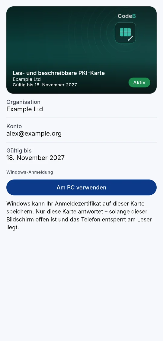 Eine les- und beschreibbare PKI-Karte in CodeB Wallet mit Kartenbild, Organisation und Gültigkeit und der Schaltfläche Am PC verwenden